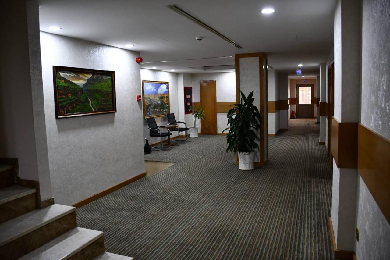 Hotel Hilen De Ville Erbil Dış mekan fotoğraf
